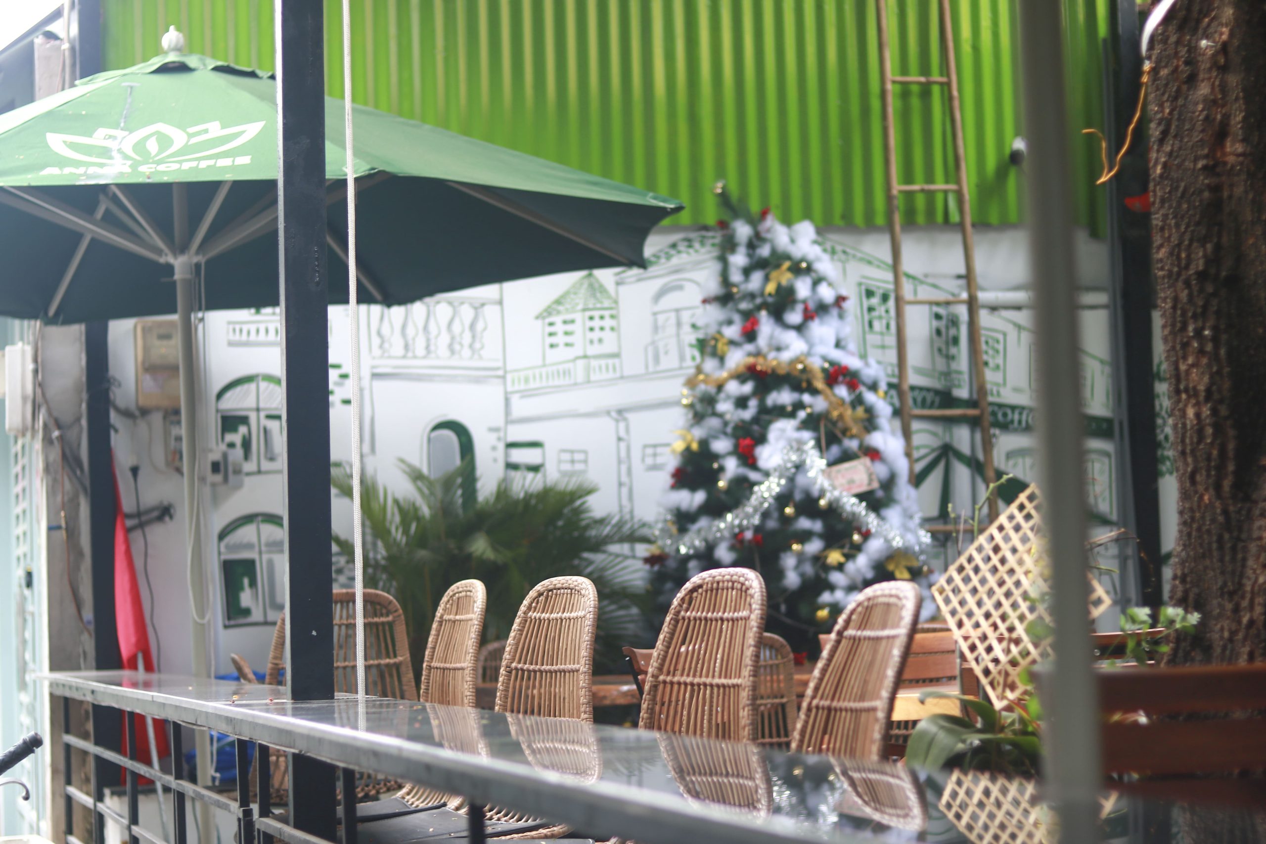 thiết kế thi công quán cafe