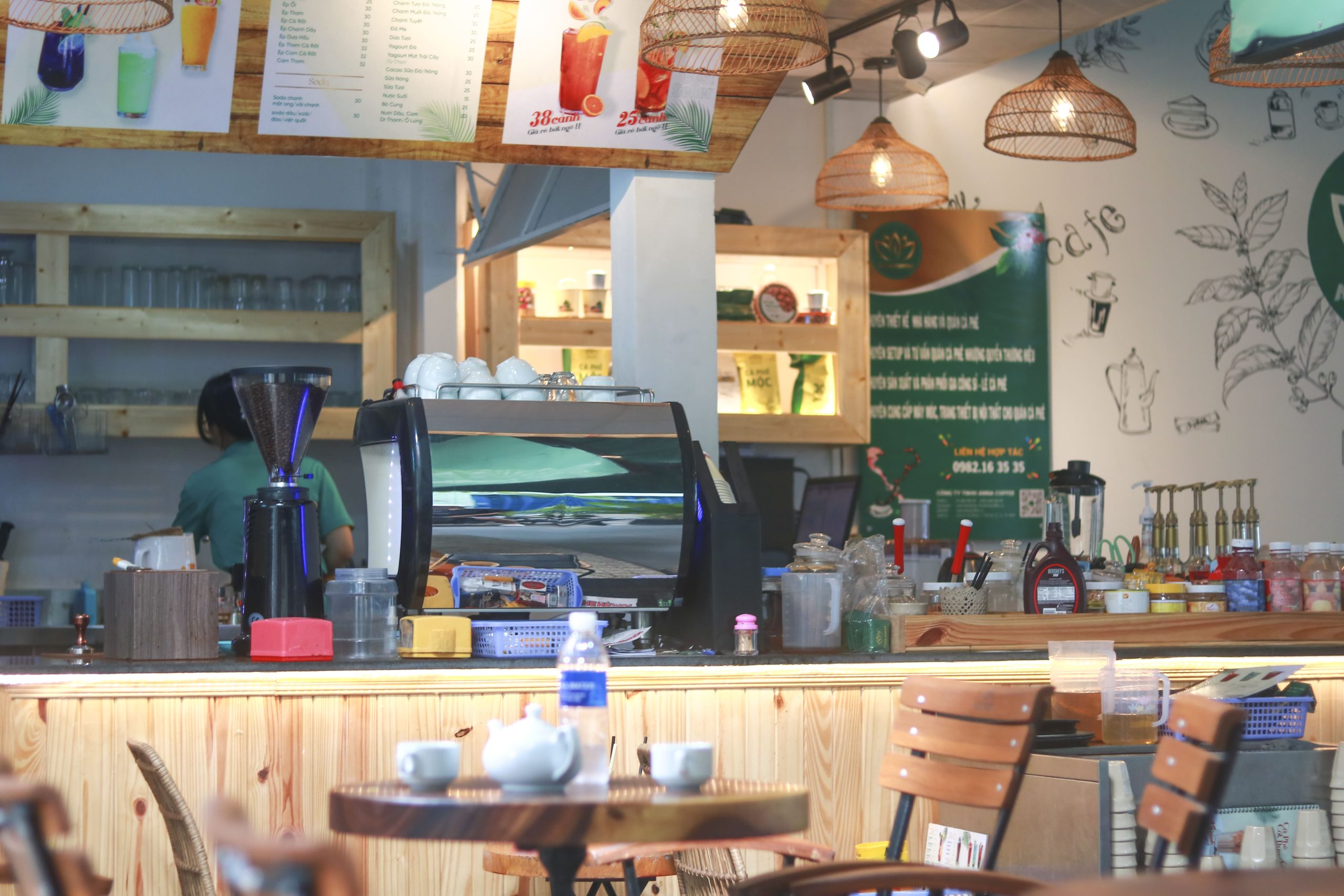 thiết kế thi công quán cafe