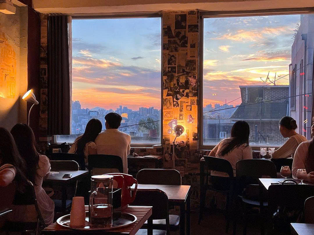 thiết kế quán cafe phong cách Vintage