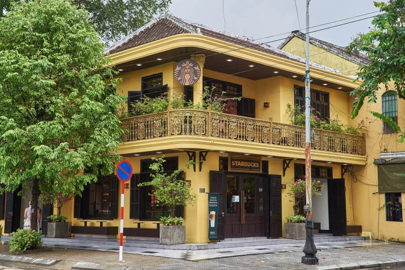 thiết kế quán cà phê góc phố