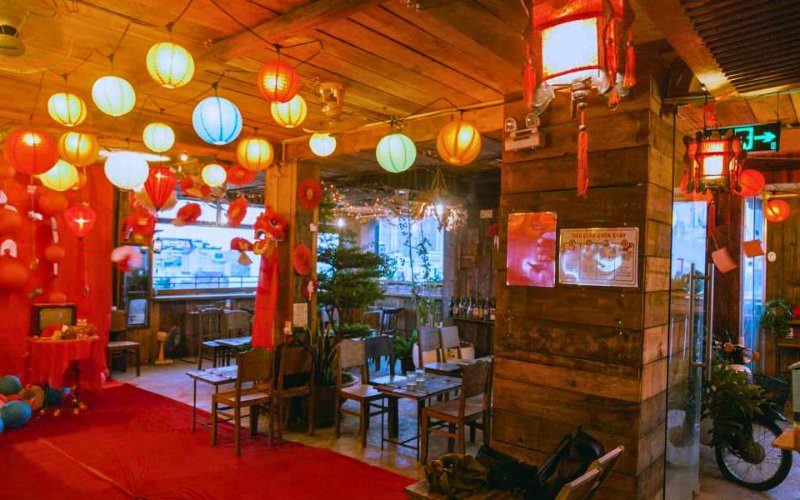 trang trí trung thu quán cafe