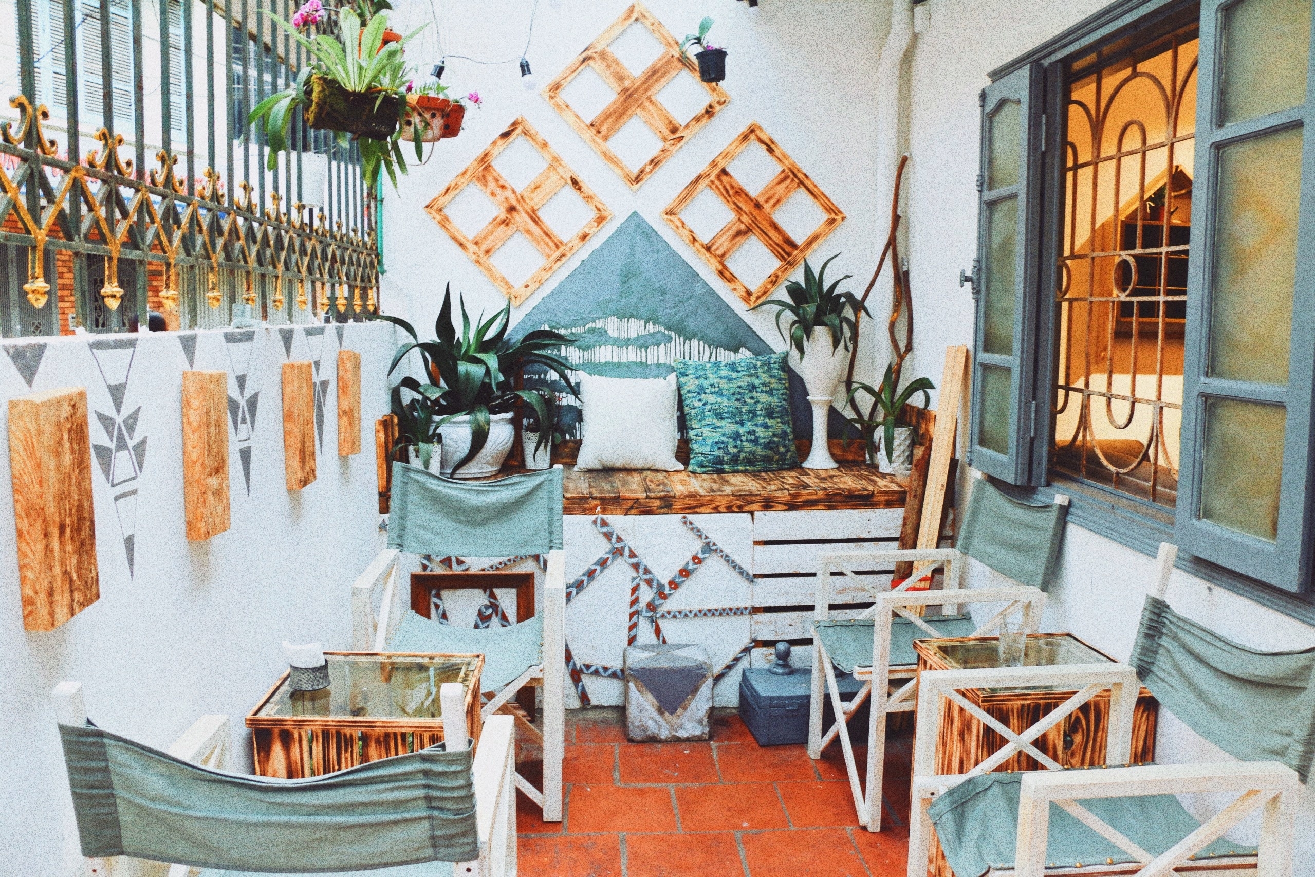 thiết kế quán cafe nhỏ 40m2